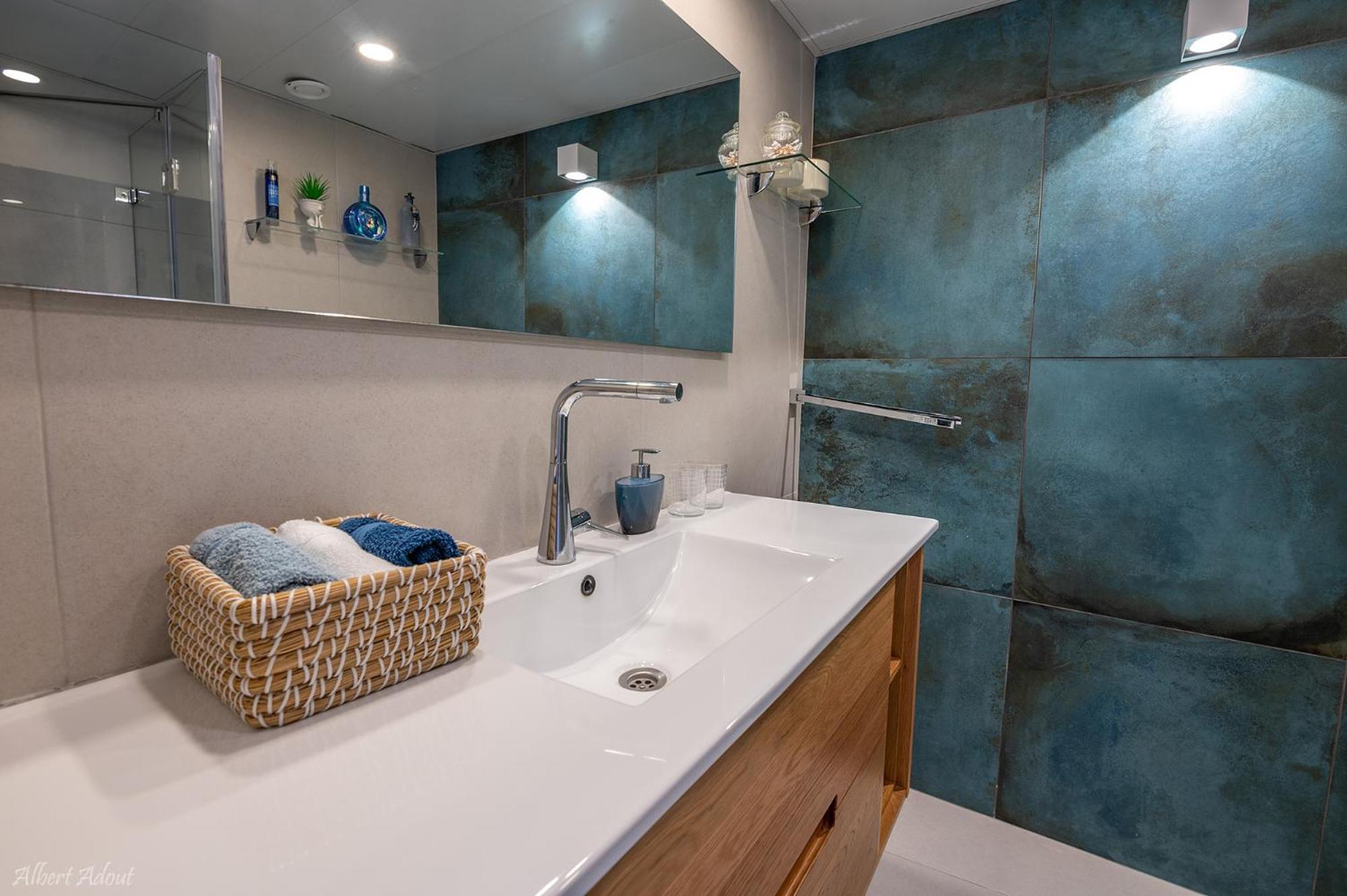Mina'S Suites - קיסריה Bagian luar foto